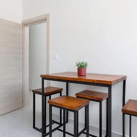 Mailo&luke * עיר רודוס