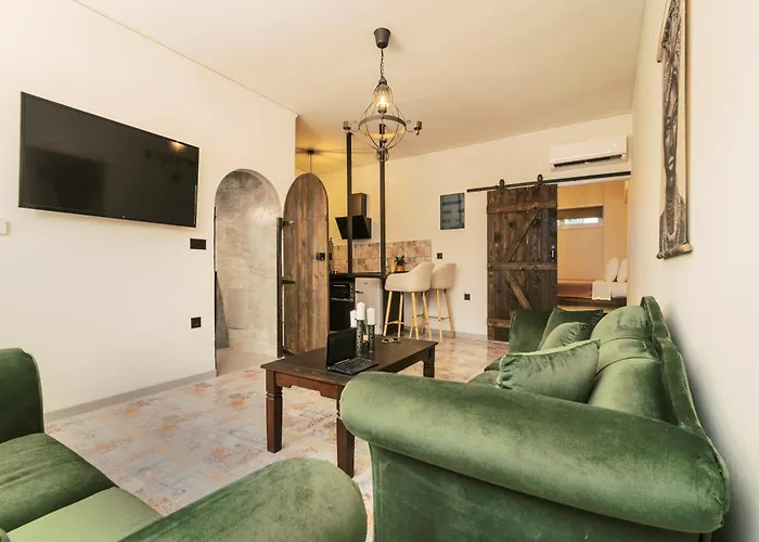 Mailo&luke Rhodes City