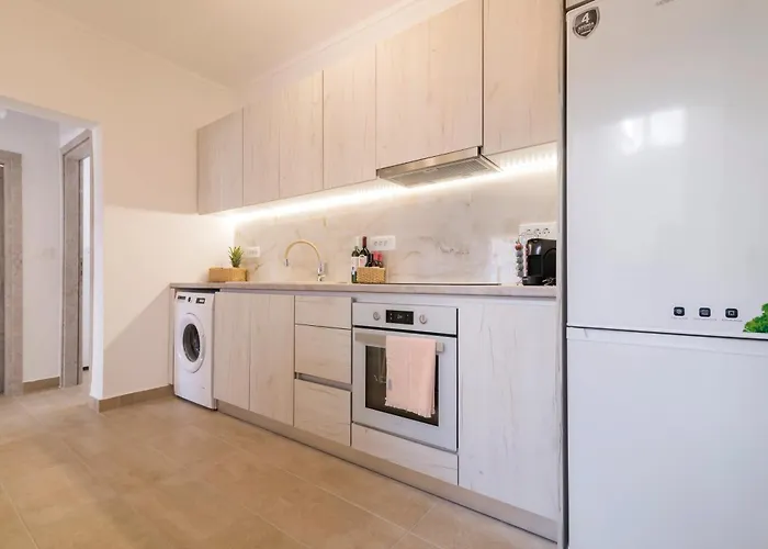 Mailo&luke Apartament Rhodes City